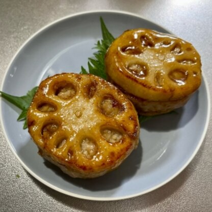 れんこんとお肉がはなれることなく綺麗にできました！美味しかったです。